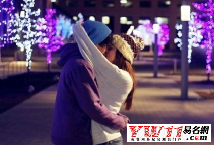 點擊查看大圖 情侶網(wǎng)名一男一女簡單