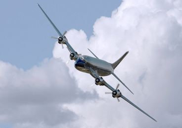 夢見飛機(jī)被擊落